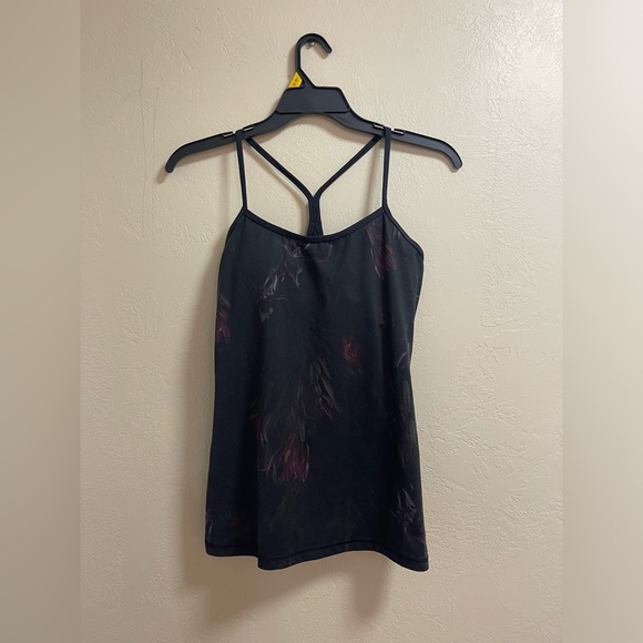 Lululemon Tank Top Size 6 - Picture 3 of 5